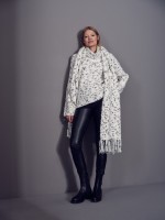 20240731_SO_Kampagne_Kol11_set_grau_look_34_03083